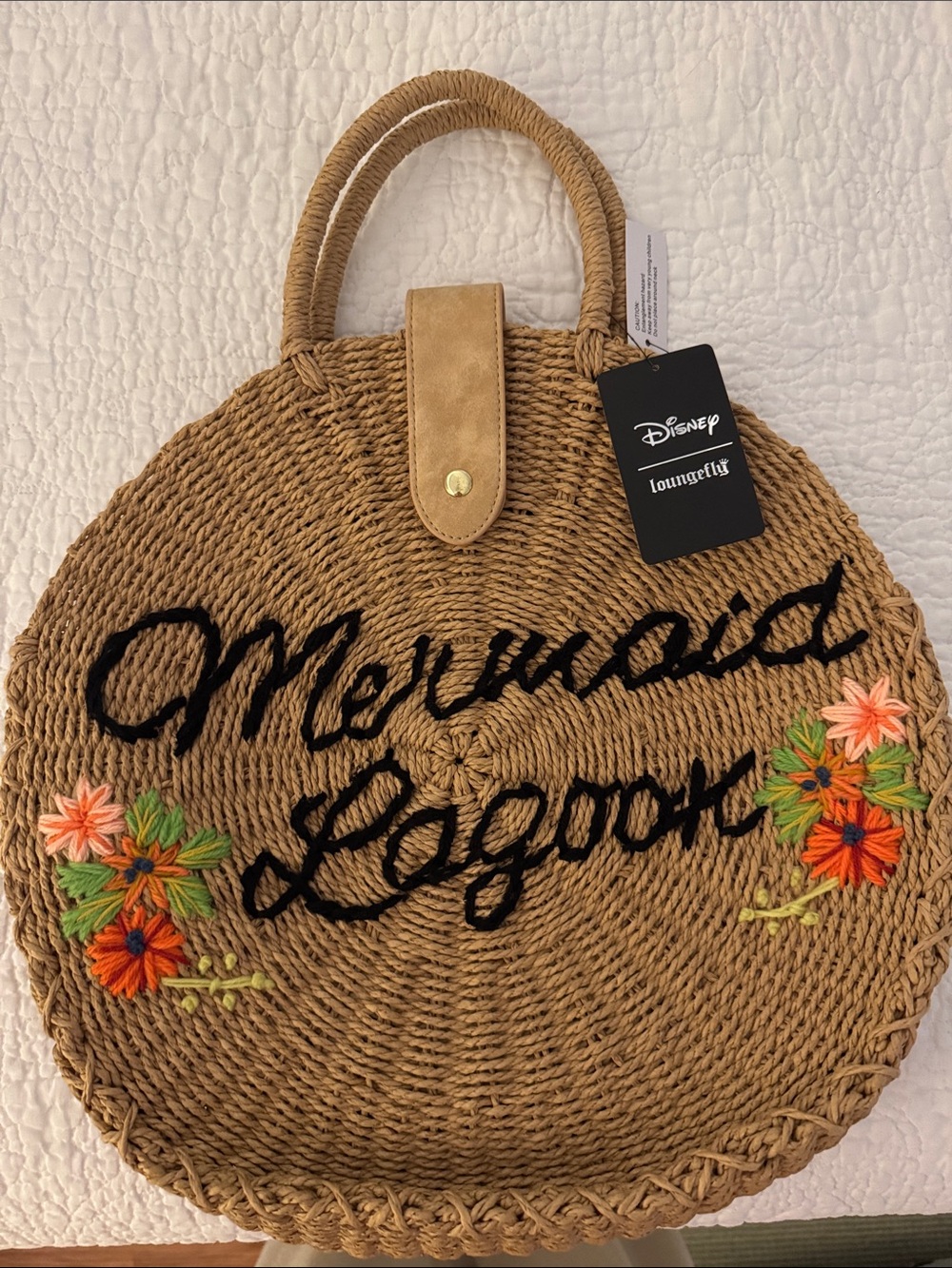 Loungefly NWT Disney Round Straw tote- Peter Pan